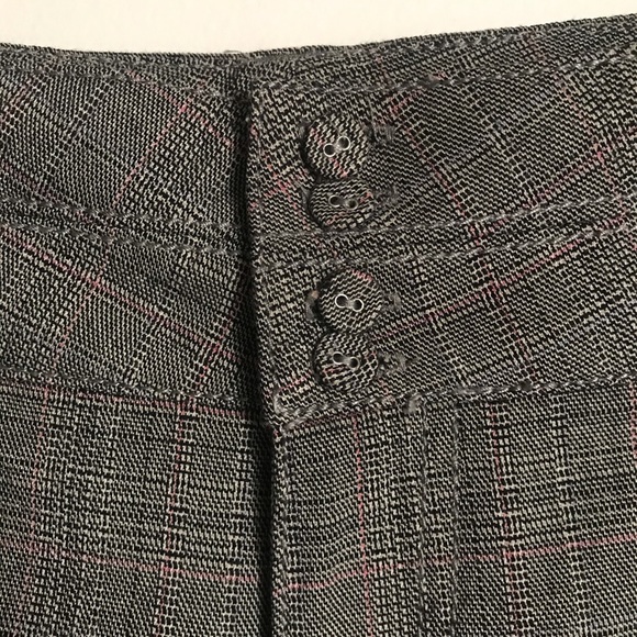 Guess stretchy plaid shorts sz 27 - Picture 5 of 6